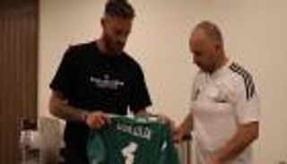 انتهت القصة برسالة مؤثرة.. ماذا قدم ألكسندر أوكيدجا مع منتخب الجزائر؟