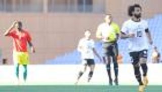 بأكثر من مليوني جنيه.. ساعة محمد صلاح تخطف الأنظار (صورة)