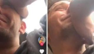 مصري يوثق لحظة احتضار والده