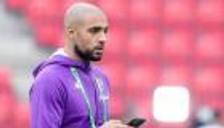 وليد الركراكي يثير الغموض بشأن فريق سفيان أمرابط الجديد