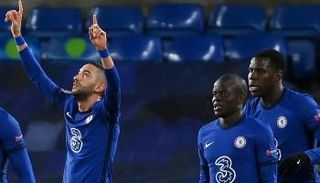 حكيم زياش ونغولو كانتي نجما تشيلسي