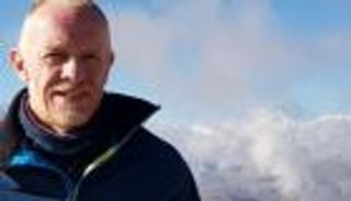 انسحب من غواصة "تيتان" في اللحظة الأخيرة.. تعرف على المولود الجديد