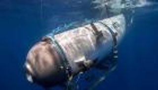 "فيكتور 6000".. هل يعيد الأمل لغواصة "تموت" قرب تيتانيك؟