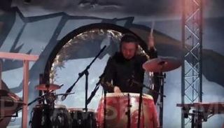 الموسيقار الصيني وانغ جيا نان 