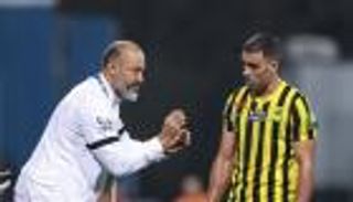 في وجود بنزيما.. مدرب الاتحاد يحسم مصير عبدالرزاق حمدالله