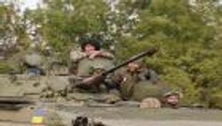 من مدنيين إلى جنود.. "إنترفليكس" تغيّر مسار 17 ألف أوكراني