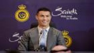 بمكالمة هاتفية.. كريستيانو رونالدو يحسم ملف مدرب النصر الجديد