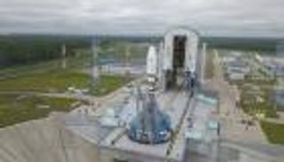 الإمارات تطلق القمر الاصطناعي "فاي - التجريبي" (بث مباشر)