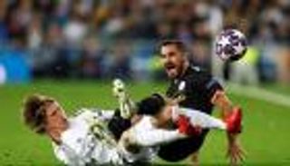 مودريتش ضد غوندوغان.. صراع صحفي جديد بين برشلونة وريال مدريد (صور)