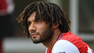 محمد النني لاعب وسط أرسنال