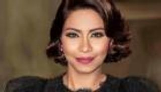 شيرين في أحدث ظهور.. فستان أبيض دون مكياج