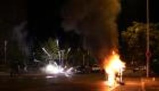 قاتل نائل قيد التحقيق بتهمة "القتل العمد".. فرنسا لاحتواء الغضب