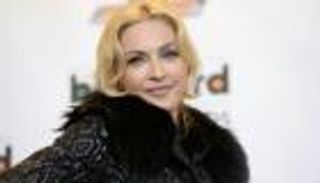 مادونا تدخل العناية المركزة.. وأسرتها تنتظر "الأسوأ"