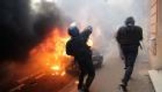 مقتل الفتى نائل.. ماكرون يقطع زيارته لبروكسل ويترأس "اجتماع أزمة"