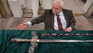 سيف الملك تشارلز الجديد