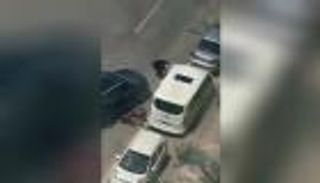 دهس زوجته مرارا للتأكد من مقتلها.. فيديو مروع يحصد 300 مليون مشاهدة