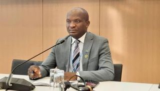 إفرايم مويبيا شيتيما رئيس المجموعة الأفريقية للمناخ 