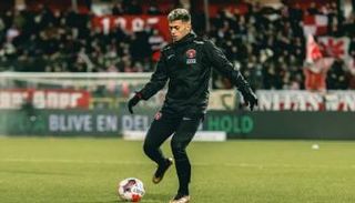 إمام عاشور لاعب ميتييلاند الدنماركي