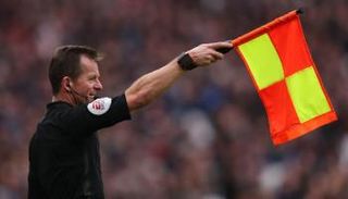 تعديل قانون التسلل في كرة القدم