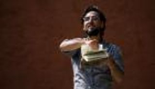 مذكرة اعتقال دولية.. العراق يطالب "الإنتربول" بملاحقة حارق المصحف