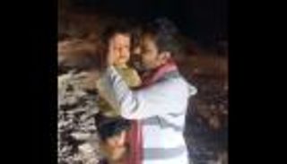 العثور على طفلين تائهين وسط جبال الطائف.. فيديو مؤثر يوثق الواقعة