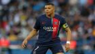 رفض مزاملة محمد صلاح.. كيليان مبابي يغازل عملاق الدوري الإنجليزي