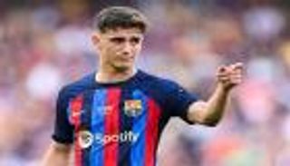 أسبوعان حاسمان.. برشلونة يتلقى صفعة جديدة تهدد مصير غافي