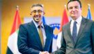 عبدالله بن زايد وألبين كورتي.. مباحثات وهدية لأطفال كوسوفو