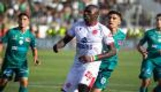 منها مقصلة المدربين.. 3 عوامل وراء الموسم "الصفري" للوداد المغربي