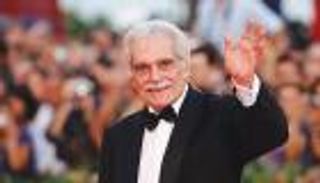 "بائع خائب" بلغ العالمية.. فصول من سيرة ميشيل شلهوب الشهير بعمر الشريف