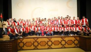 جموع المشاركين في التكريم