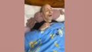 إيمان البحر درويش يتحول إلى كهل.. ونقيب الموسيقيين يبحث عنه (صور)