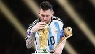 ليونيل ميسي قائد منتخب الأرجنتين