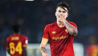 باولو ديبالا لاعب روما الإيطالي