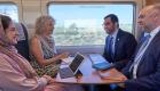 من إسبانيا.. الرئيس المعين لمؤتمر COP28 يبحث فرص تعزيز التمويل المناخي