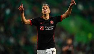 إمام عاشور لاعب ميتييلاند الدنماركي