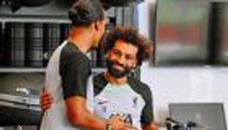 بعد الإجازة.. كيف ظهر محمد صلاح في أول مران مع ليفربول؟ (صور)