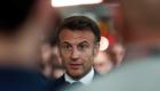 "إصبع مقطوع" في ثلاجة بمقر إقامة ماكرون