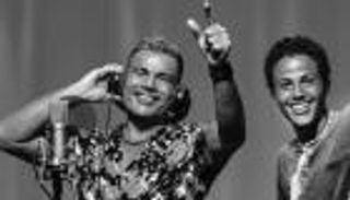 أغنية "يا ليل" لعمرو دياب وابنه عبدالله (فيديو)