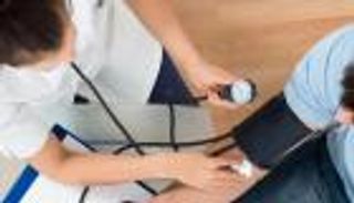 مشاكل الدورة الدموية.. 9 أعراض شائعة تكشف اضطراب ضغط الدم