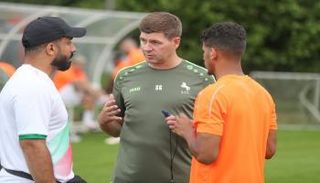 جيرارد في تدريبات الاتفاق