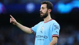 برناردو سيلفا لاعب مانشستر سيتي