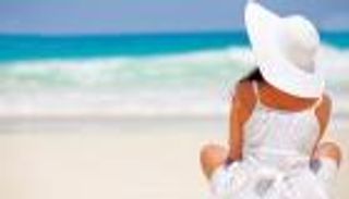 التعرض المفرط لأشعة الشمس يهددك بمخاطر "لا تتوقعها"
