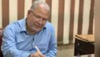 توفي داخل المسجد.. طبيب مصري يفارق الحياة أثناء أدائه صلاة الفجر