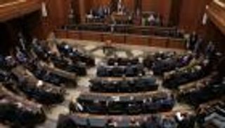 "أصدقاء لبنان" يدفعون عربة الرئيس.. هل يجد قصر "بعبدا" ساكنه؟