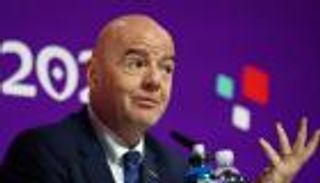 مفاجأة.. رئيس الفيفا يتبرأ من مكافآت كأس العالم للسيدات 2023