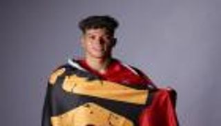 في ساعة واحدة.. إمام عاشور يهزم ميسي بقميص الأهلي (فيديو)