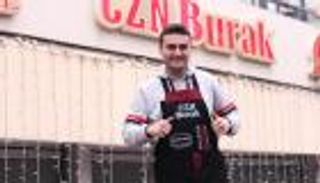 الشيف بوراك يقاضي والده "الذي خان الأمانة": محتال