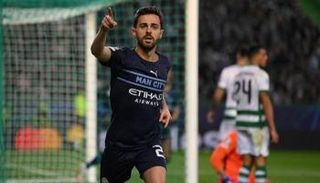 برناردو سيلفا لاعب مانشستر سيتي