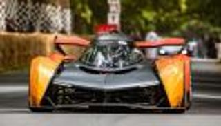 أسرع 10 سيارات في 2023.. ماكلارين على القمة وظهور نيسان وفورد